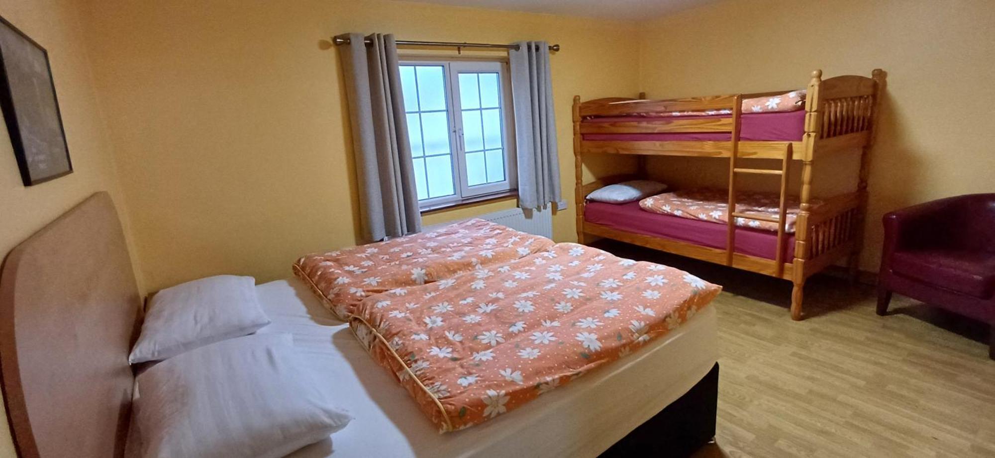 Failte Lodging Kenmare Town Centre Екстериор снимка
