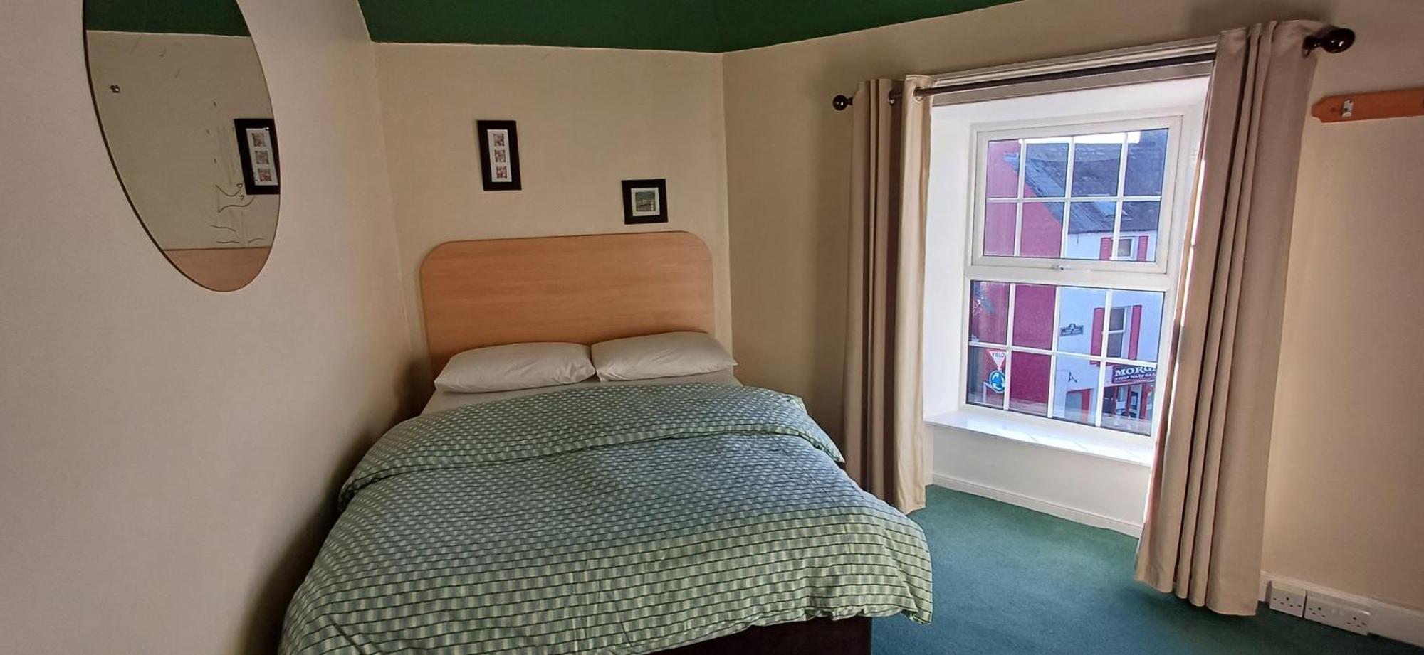 Failte Lodging Kenmare Town Centre Екстериор снимка